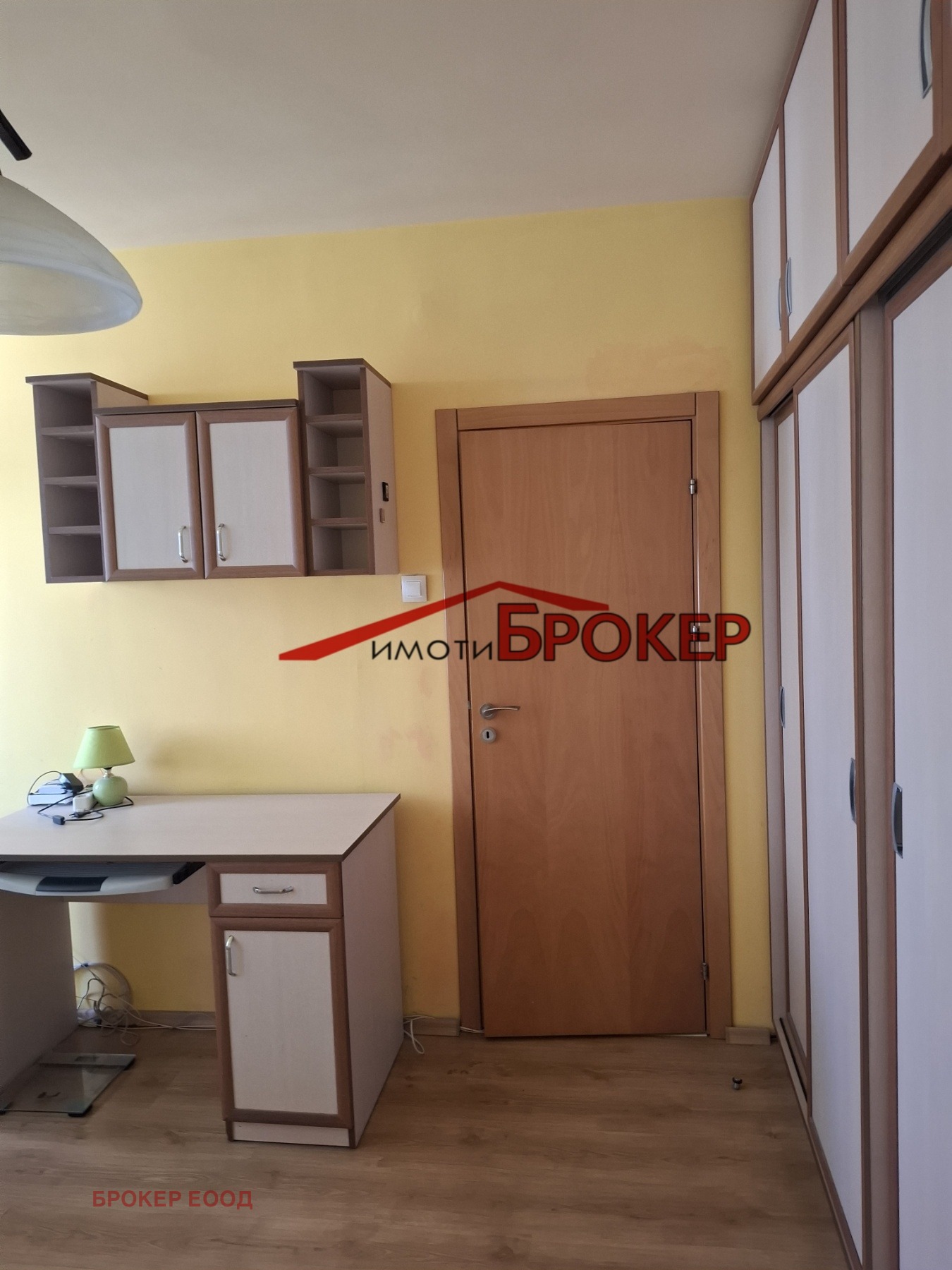 Продава 2-СТАЕН, гр. Сливен, Център, снимка 2 - Апартаменти - 56211138