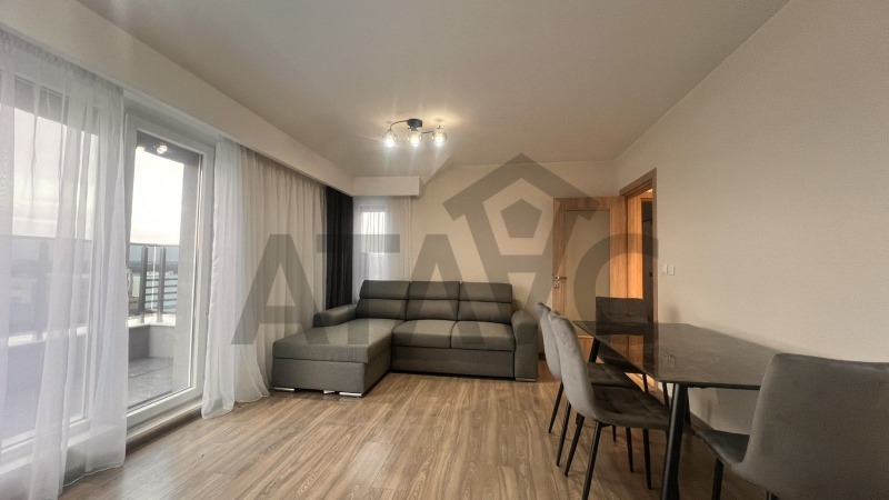 Продава  2-стаен град Пловдив , Гагарин , 83 кв.м | 52649459