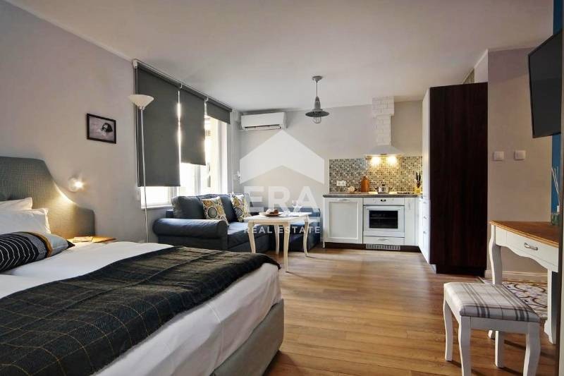 Продава  2-стаен град София , Център , 96 кв.м | 98922175 - изображение [11]