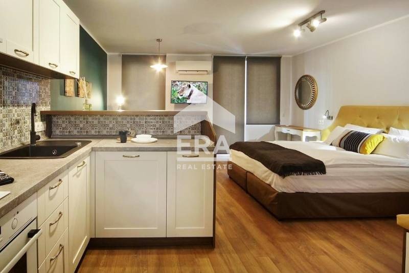 Продава  2-стаен град София , Център , 96 кв.м | 98922175 - изображение [3]