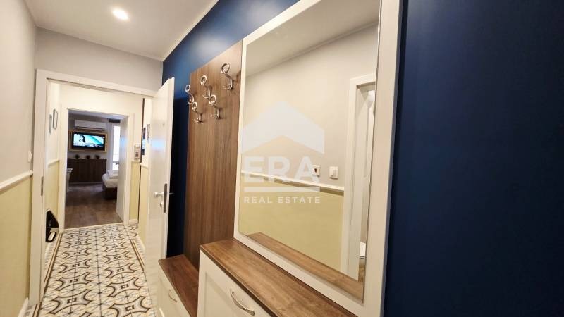 Продава  2-стаен град София , Център , 96 кв.м | 98922175 - изображение [2]