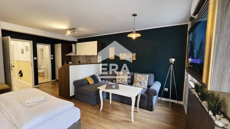 Продава  2-стаен град София , Център , 96 кв.м | 98922175 - изображение [4]