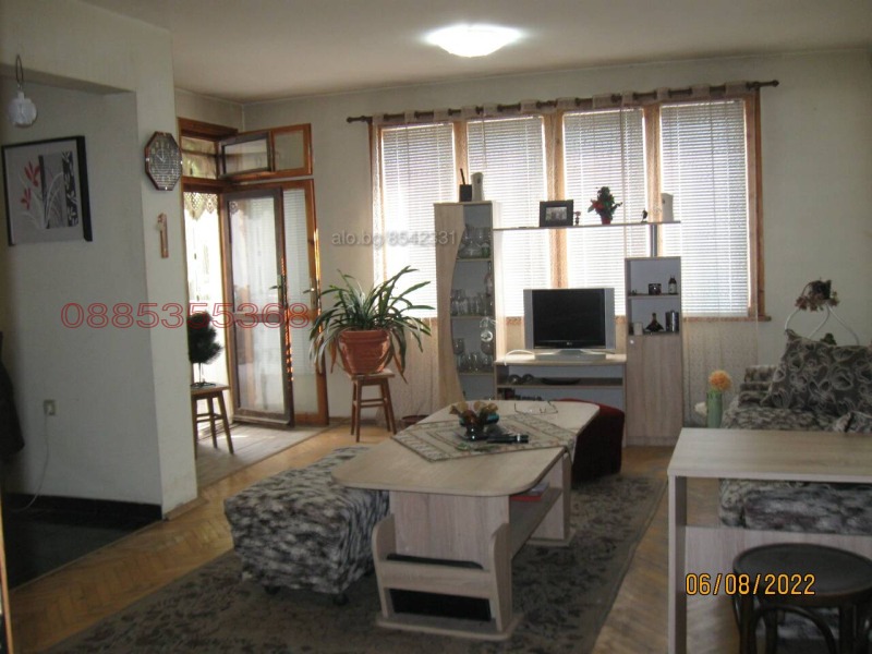 Till salu  3 sovrum Pazardjik , Centar , 135 kvm | 20333309 - bild [3]