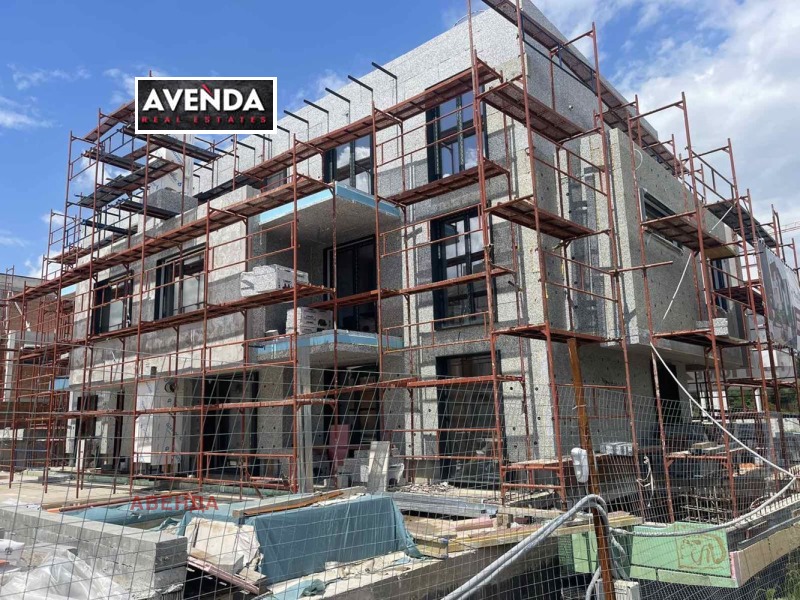 Продава  4-стаен град София , м-т Камбаните , 222 кв.м | 40861832