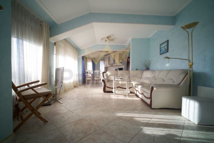 Продава МНОГОСТАЕН, гр. Варна, Операта, снимка 7 - Апартаменти - 54027330