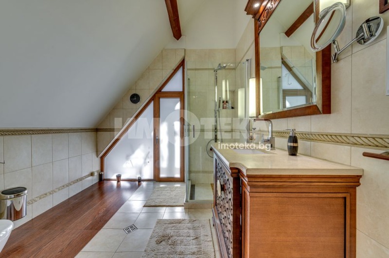 Продава КЪЩА, гр. София, с. Бистрица, снимка 15 - Къщи - 53154059