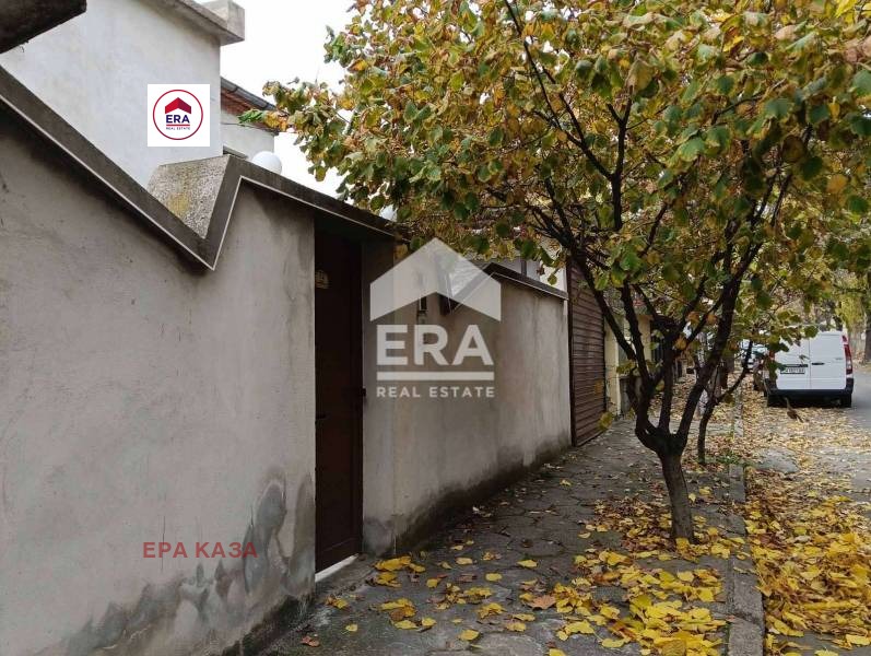 Продава КЪЩА, гр. Сливен, Колю Фичето, снимка 2 - Къщи - 53826994