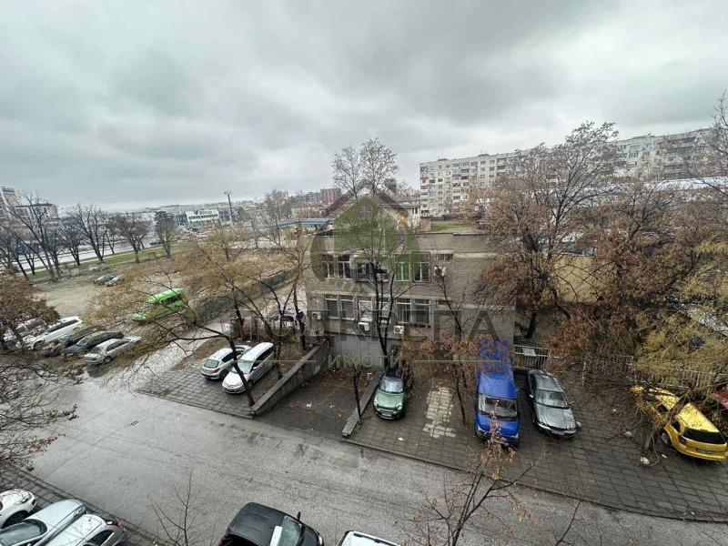 For Sale  1 bedroom Plovdiv , Izgrev , 63 sq.m | 20931338 - image [8]