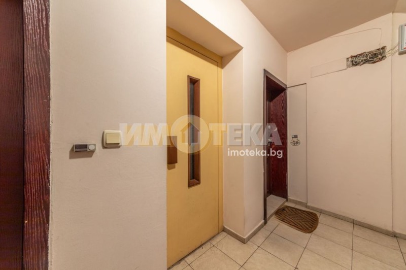 Na prodej  1 ložnice Varna , Ljatno kino Trakija , 60 m2 | 66206560 - obraz [15]