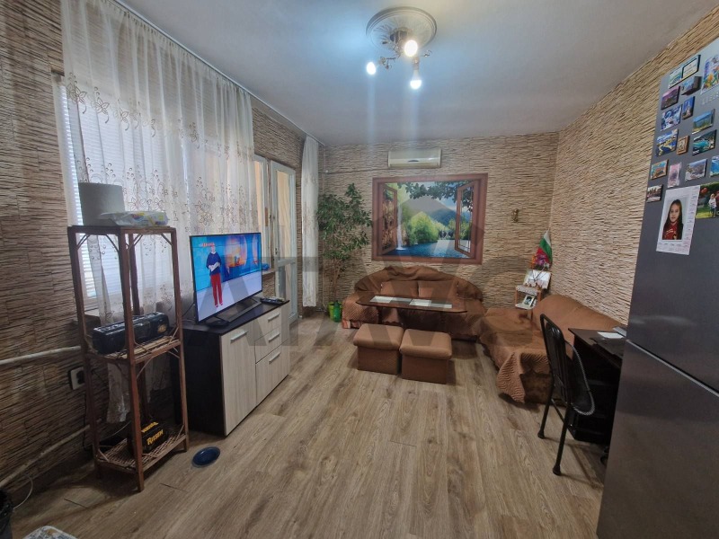 Zu verkaufen  1 Schlafzimmer Plowdiw , Trakija , 48 qm | 85849512