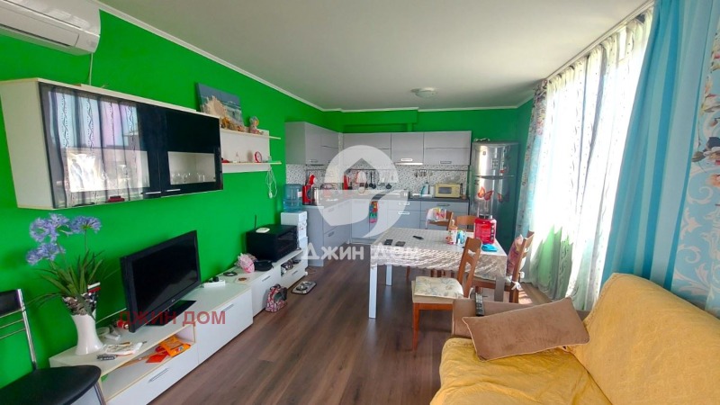 Na prodej  2 ložnice oblast Burgas , k.k. Slančev brjag , 116 m2 | 31400066