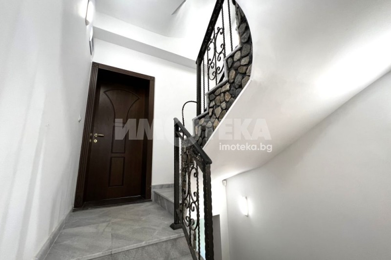 Til salg  Hus Sofia , Knyazhevo , 550 kvm | 64221668 - billede [14]