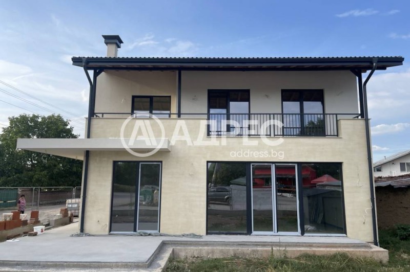 Продава КЪЩА, с. Лесново, област София област, снимка 2 - Къщи - 52635850