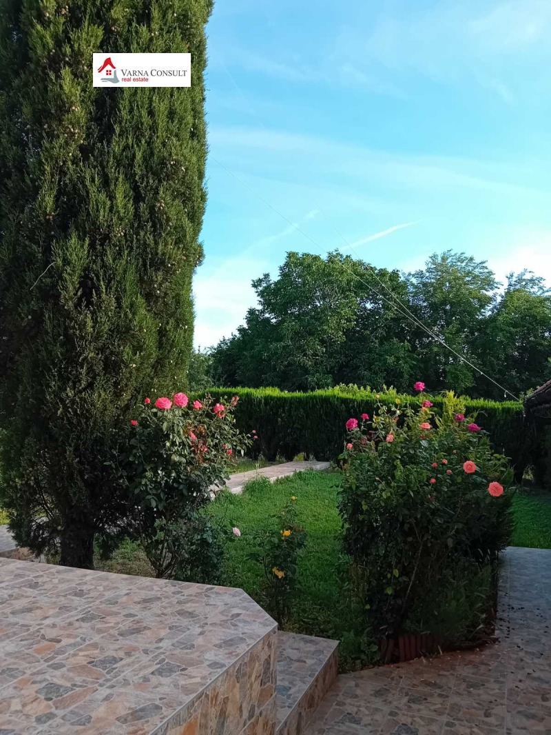 Продава КЪЩА, гр. Варна, м-т Боровец - север, снимка 2 - Къщи - 53279876