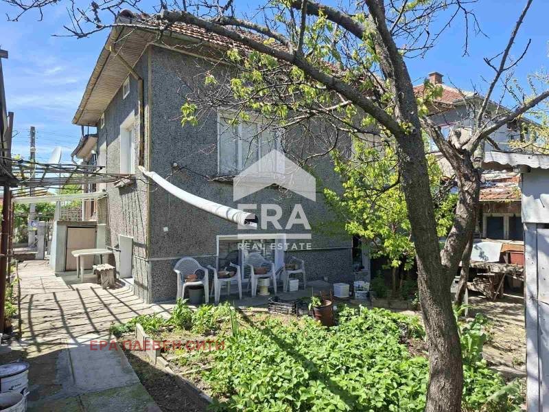 Продава КЪЩА, гр. Никопол, област Плевен, снимка 2 - Къщи - 54823387