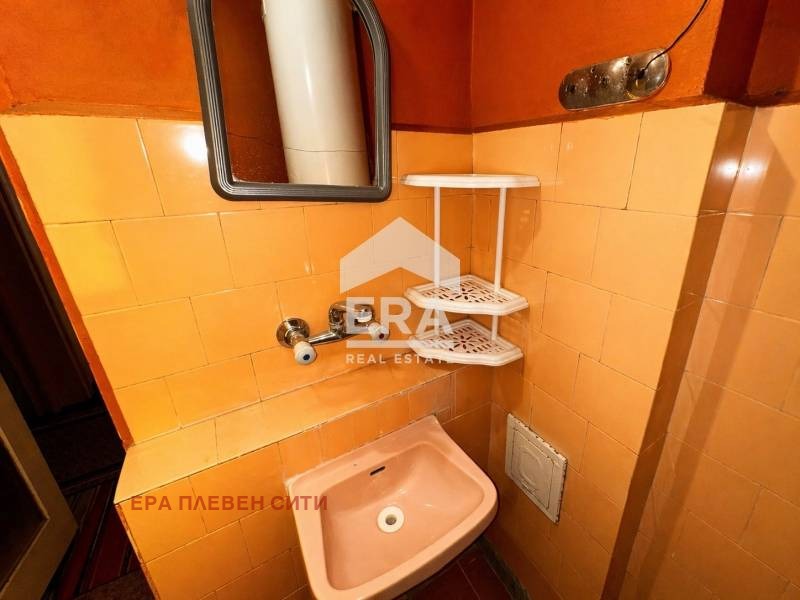 Продава КЪЩА, гр. Никопол, област Плевен, снимка 13 - Къщи - 54823387