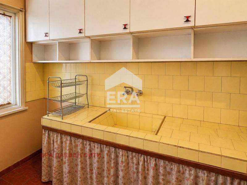 Продава КЪЩА, гр. Никопол, област Плевен, снимка 16 - Къщи - 54823387