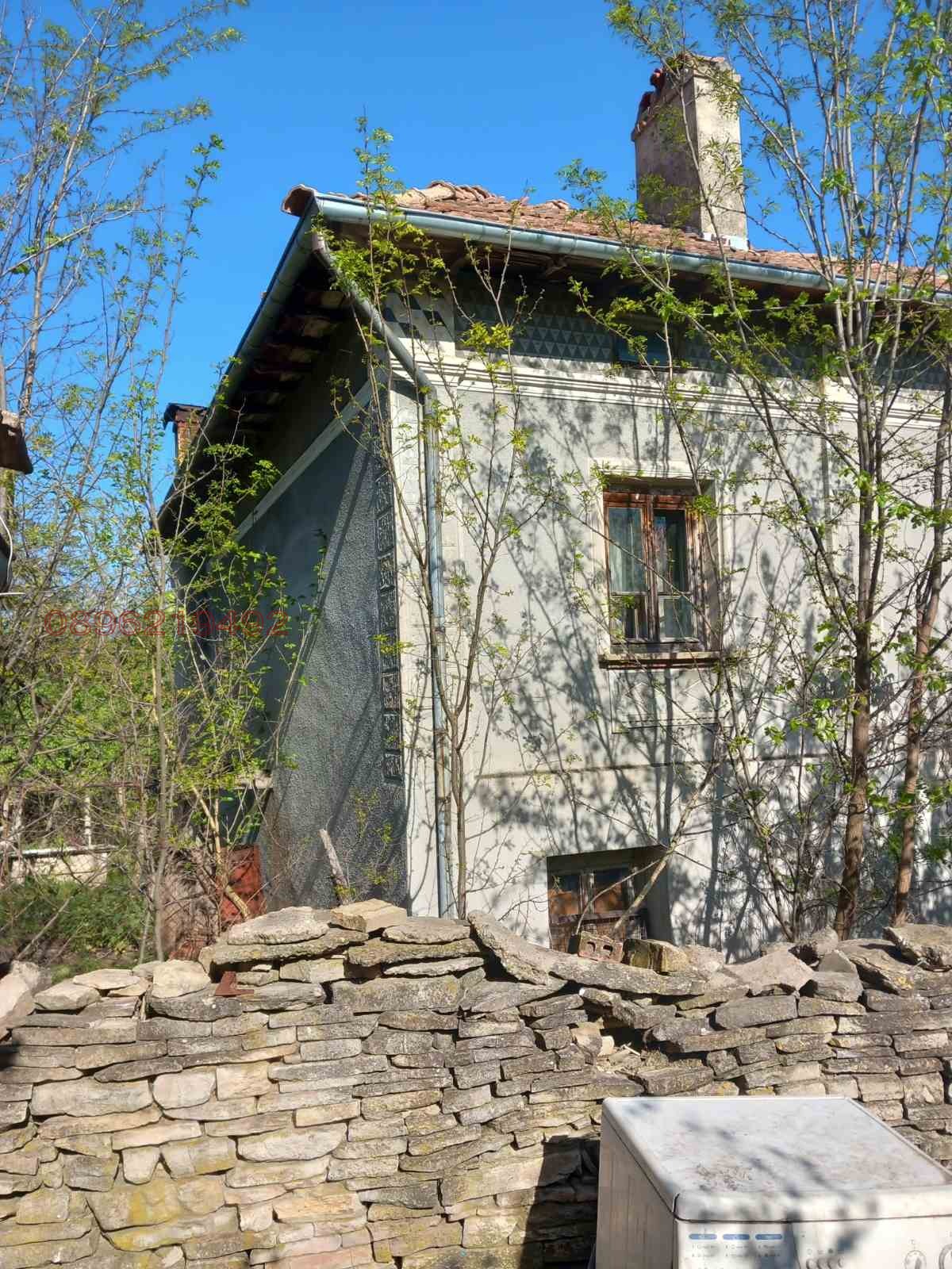 Продава КЪЩА, с. Горна Липница, област Велико Търново