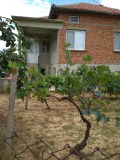 Продава КЪЩА, с. Партизани, област Варна, снимка 2