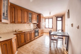 ����� ������� 3-�����,���� �����, �������>