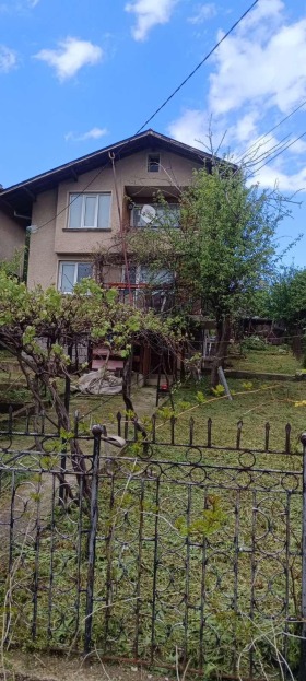 Casa Dragichevo, región Pernik
