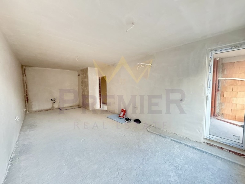 Продава 2-СТАЕН, град Варна, Левски 1 • 135942 € / 265879.44 лв. • 62902547 1