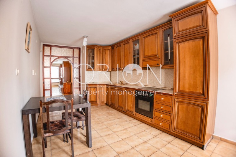 Продава 3-СТАЕН, гр. София, Лозенец