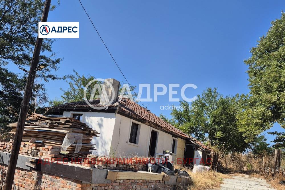 Продава КЪЩА, с. Дебелт, област Бургас, снимка 2 - Къщи - 53797084