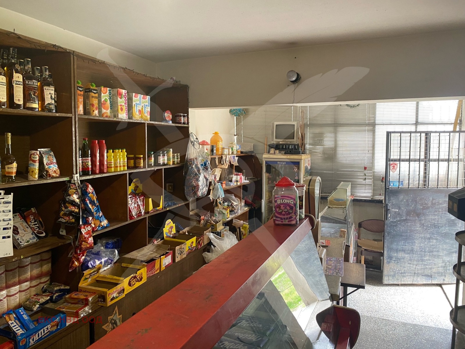 Продава МАГАЗИН, гр. Пловдив, Изгрев, снимка 2 - Магазини - 53920501