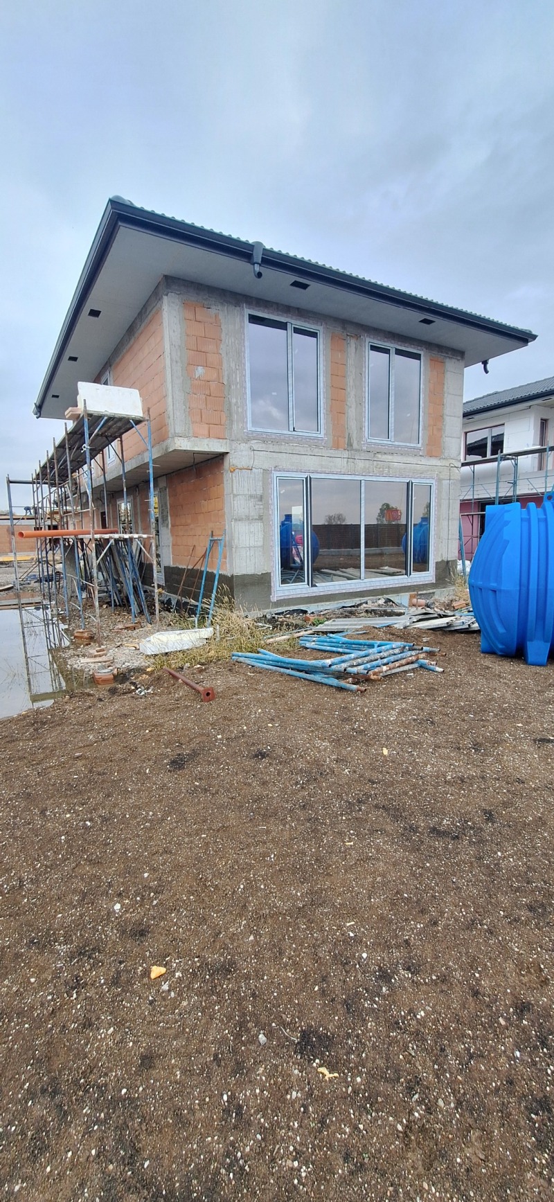 Продава КЪЩА в област София, гр. Божурище - 223 кв.м / 379 500 € » 742 237.49 лв., ФОРМАТ СТРОЙ