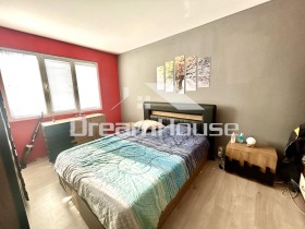 2 Schlafzimmer Kjutschuk Parisch, Plowdiw 7