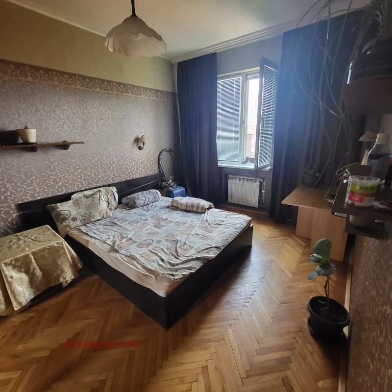 Продава  2-стаен град София , Център , 70 кв.м | 82815792 - изображение [11]