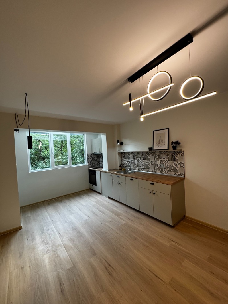 Продава  2-стаен град София , Люлин 10 , 45 кв.м | 54113067 - изображение [2]