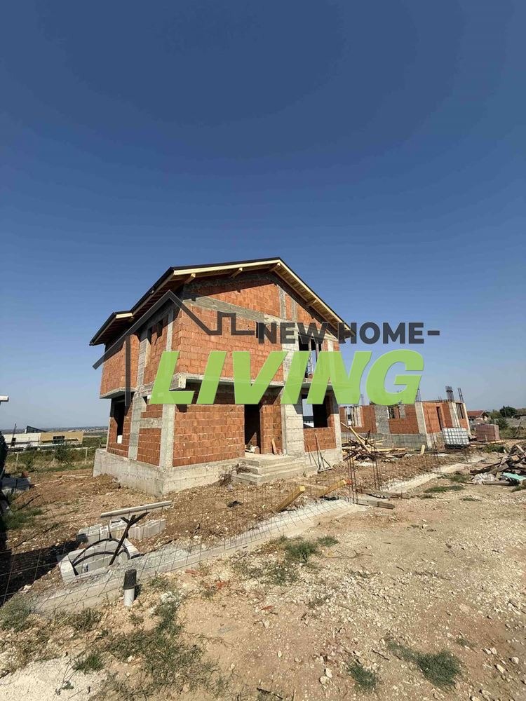 Продава КЪЩА, област Пловдив, с. Брестник • 260000 € • 36164530 — Holmes.bg