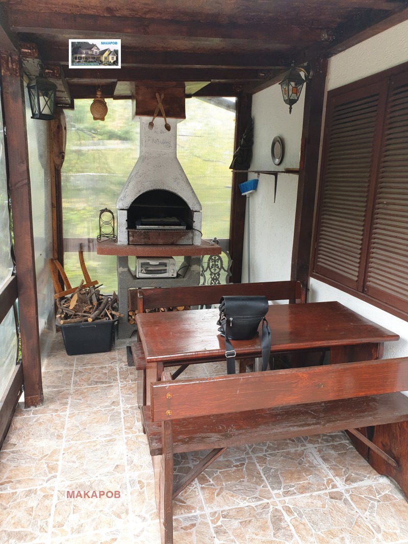 Продава  Вила област Перник , с. Кладница , 51 кв.м | 67116741