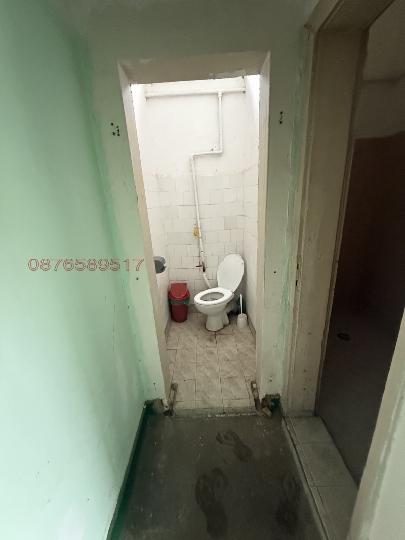 Продава ПРОМ. ПОМЕЩЕНИЕ, с. Горна Митрополия, област Плевен, снимка 10 - Производствени сгради - 52647211