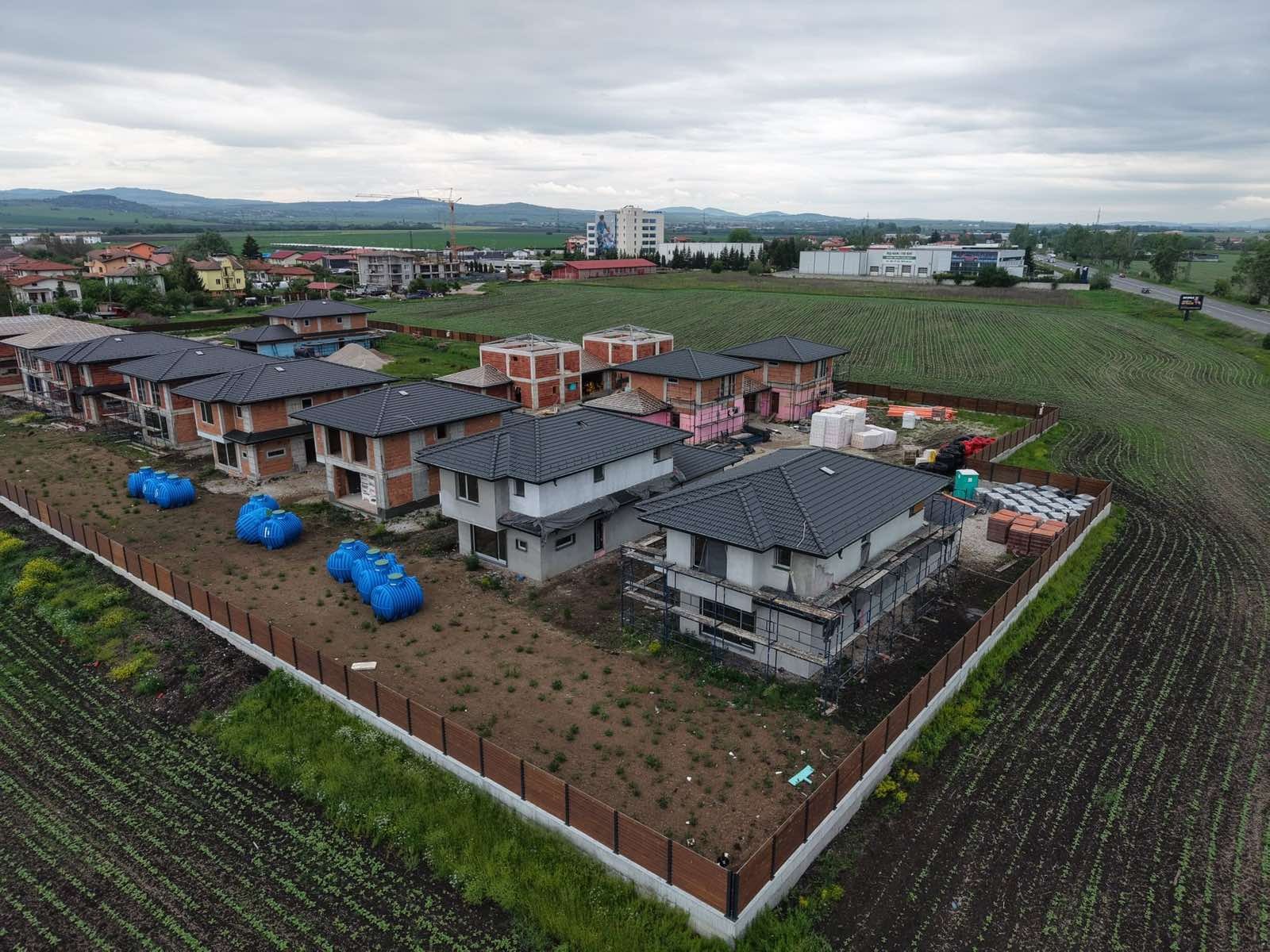 Продава КЪЩА, гр. Божурище, област София област, снимка 11 - Къщи - 52213409