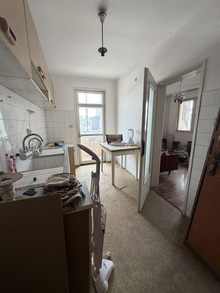 Продава 3-СТАЕН, гр. Добрич, Център, снимка 9 - Апартаменти - 54527698