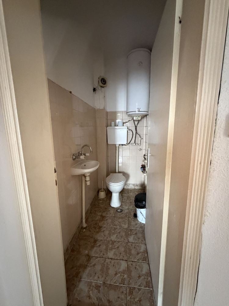 Продава 3-СТАЕН, гр. Добрич, Център, снимка 13 - Апартаменти - 54527698