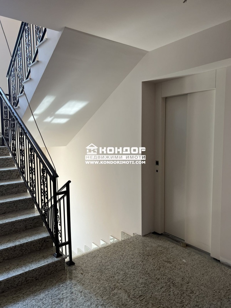 Na prodej  3+ ložnice Plovdiv , Centar , 222 m2 | 72674343 - obraz [4]