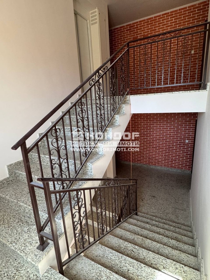 Na prodej  3+ ložnice Plovdiv , Centar , 222 m2 | 72674343 - obraz [6]