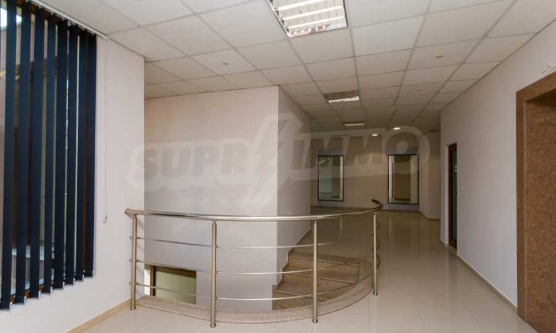 Продава МАГАЗИН, гр. Пловдив, Каменица 1, снимка 12 - Магазини - 52374342