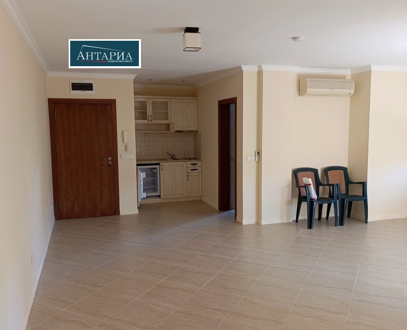 En venta  1 dormitorio región Burgas , Sozopol , 68 metros cuadrados | 73162163 - imagen [6]