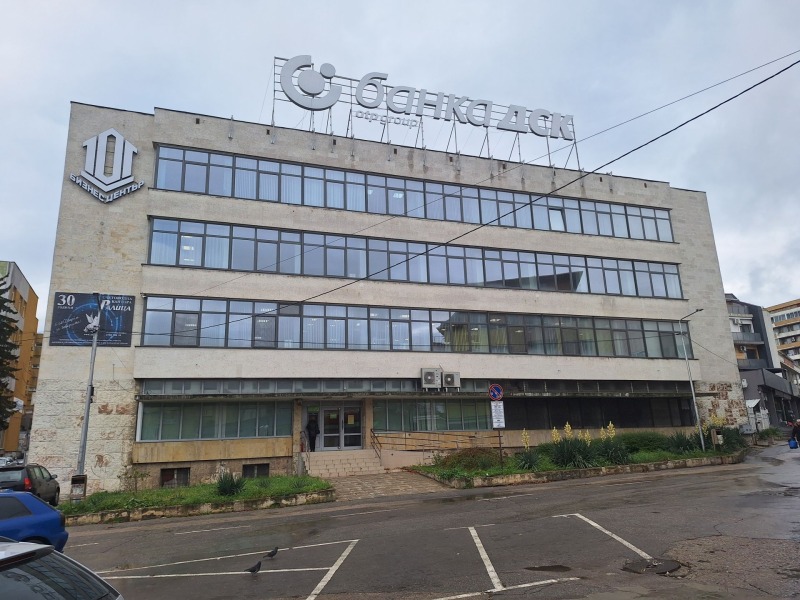 En venta  Oficina Dobrich , Tsentar , 855 metros cuadrados | 13928985