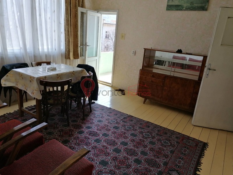 Продава  Етаж от къща град Шумен , Гривица , 100 кв.м | 17334714