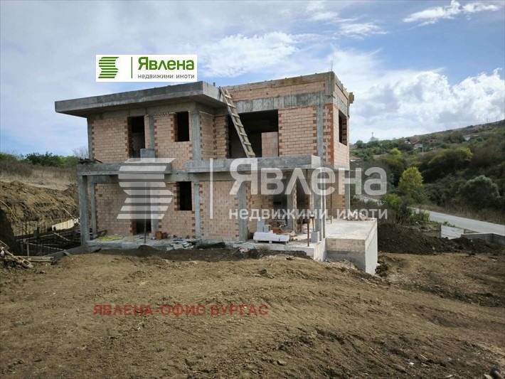 Продава КЪЩА, с. Черни връх, област Бургас, снимка 3 - Къщи - 49185928