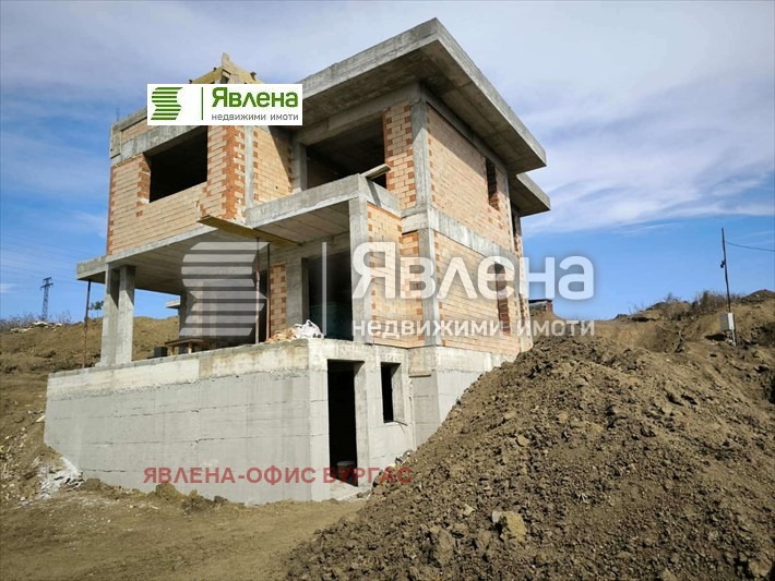 Продава КЪЩА, с. Черни връх, област Бургас, снимка 4 - Къщи - 49185928