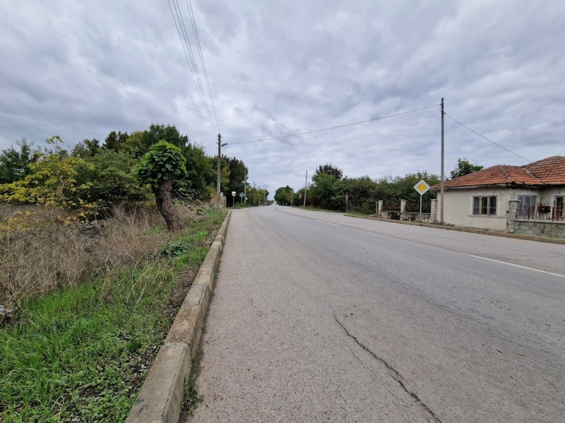 Продава КЪЩА, с. Хаджи Димитър, област Добрич