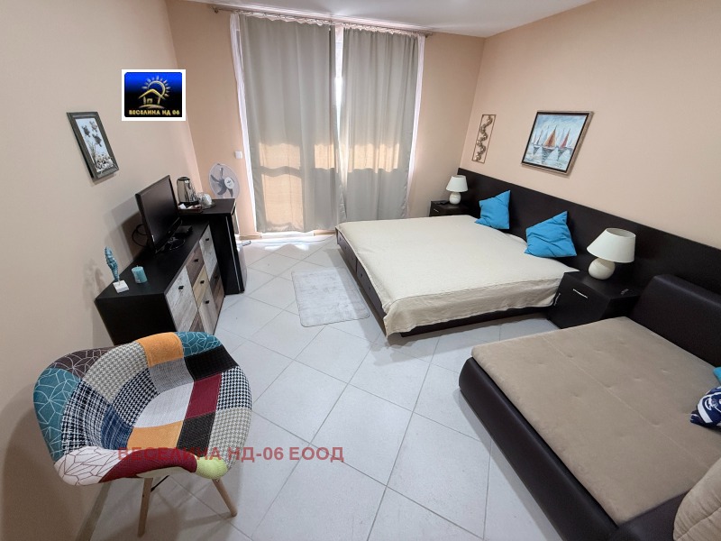 Продава КЪЩА, с. Оброчище, област Добрич, снимка 4 - Къщи - 53040942