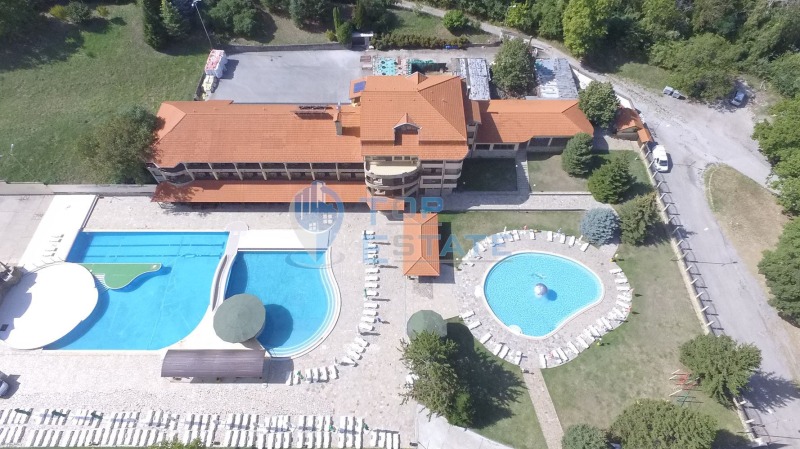 Продава ХОТЕЛ в област Велико Търново, гр. Лясковец - 2441 кв.м / 1 790 000 € » 3 500 935.70 лв., ТОП ЕСТЕЙТ